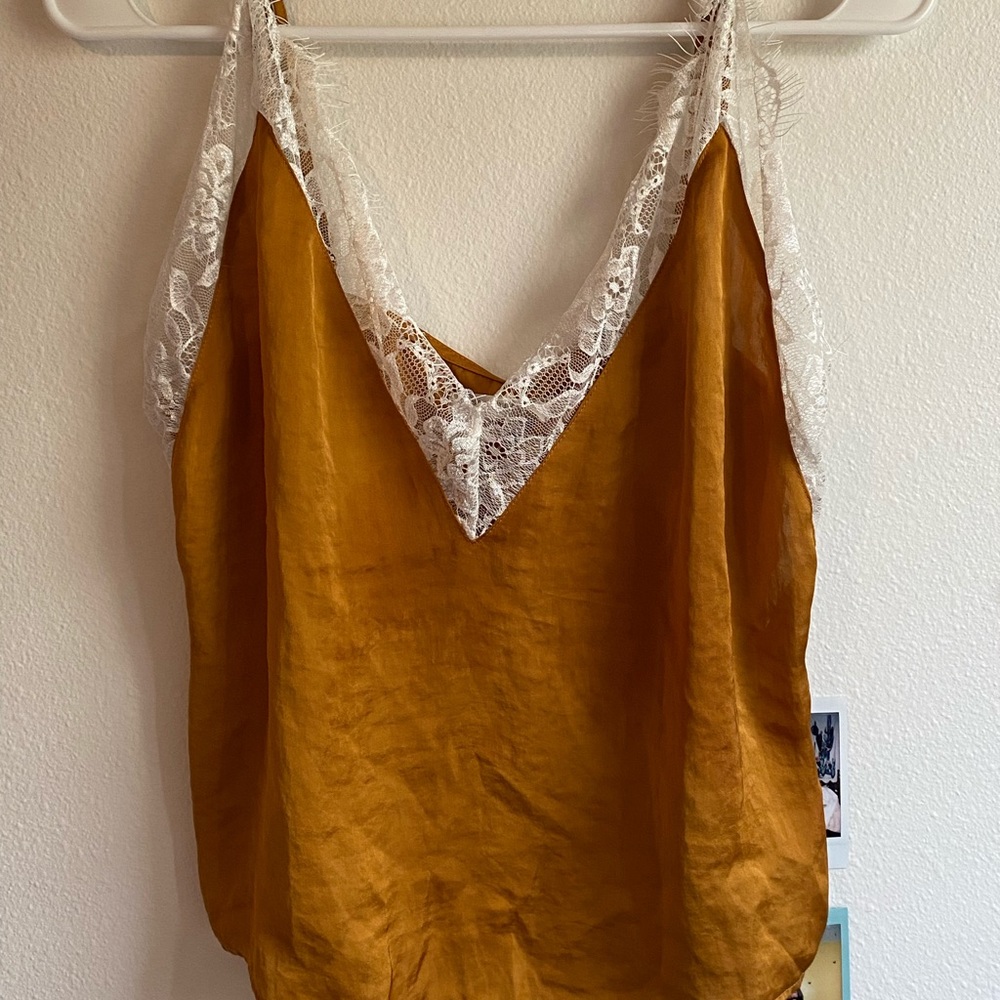 ‼️NWT‼️Urban outfitters tank top